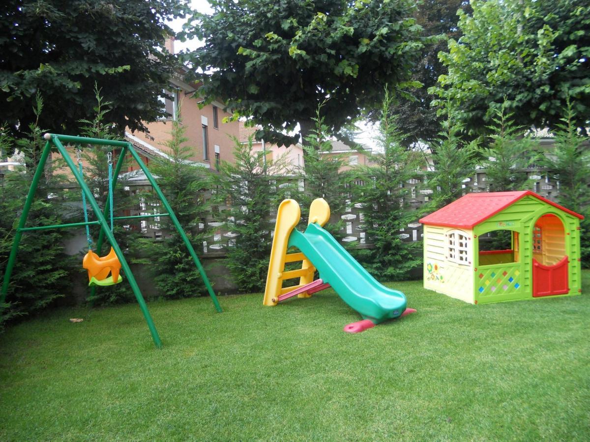 Beb Villa Aurora Carmagnola Quarto foto